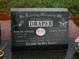image of grave number 892309